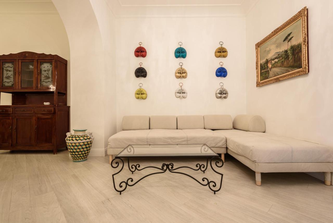 Palazzo Dello Spagnolo Suite Neapel Exterior foto