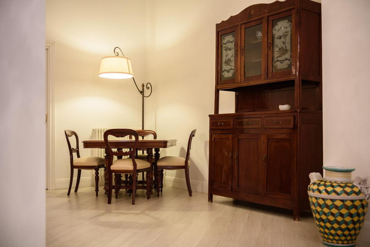 Palazzo Dello Spagnolo Suite Neapel Exterior foto